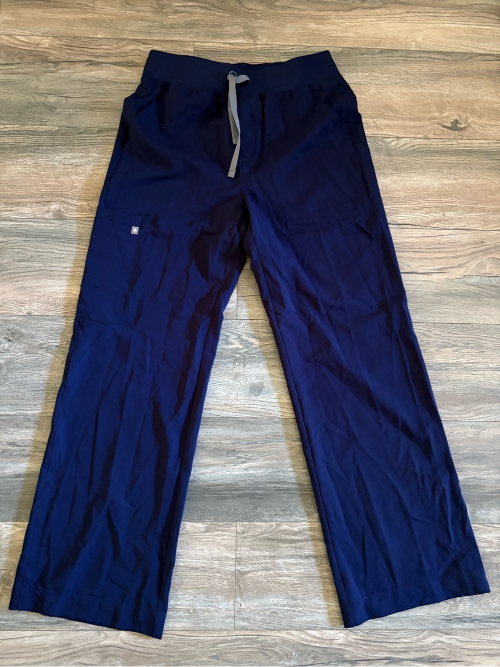 Isabel High-Rise Wide-Leg Scrub Pant - FIGS - Medium Tall - Navy Blue